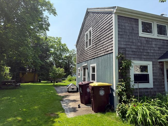 143 S Main St, House other with 2 bedrooms, 1 bathrooms and 4 parking in Acushnet MA | Image 13