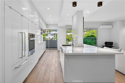 505-838 N Doheny Dr, West Hollywood, CA, 90069-4849 | Card Image