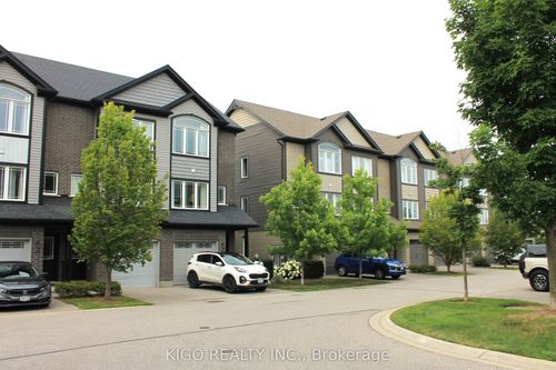 21-12 Poplar Dr, Cambridge, ON, N3C0G4 | Card Image