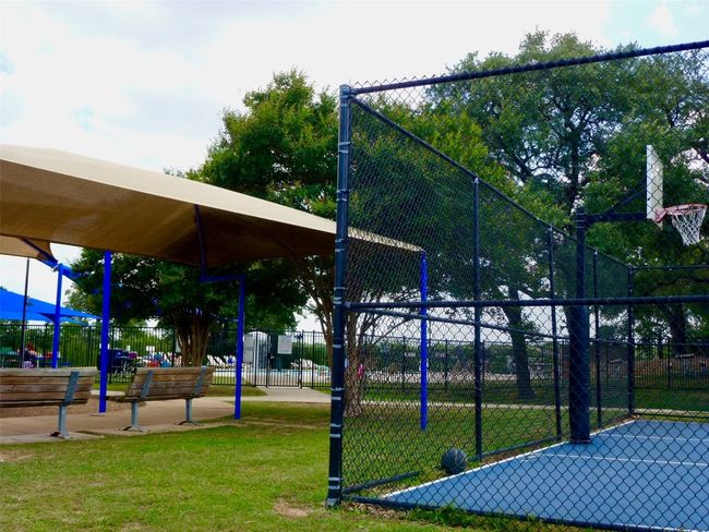 Sport court | Image 32
