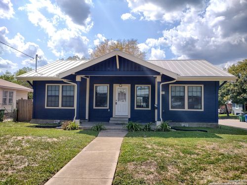 135 Harvard Ter, San Antonio, TX, 78201-6213 | Card Image