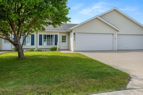 4752 10th Ave S, Fargo, ND, 58103-7238 | Card Image