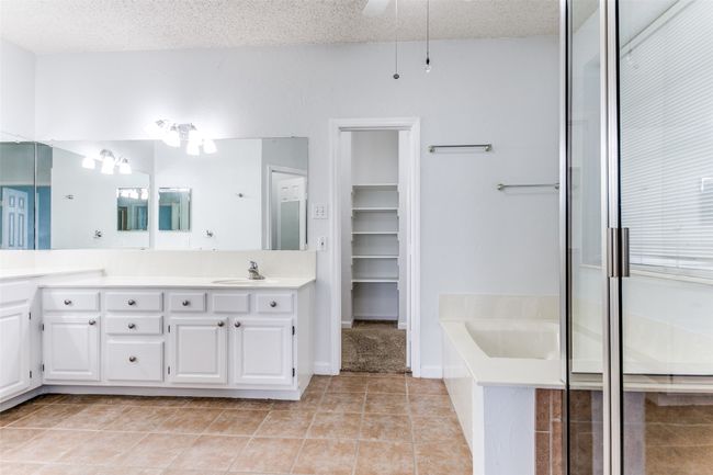 2410 Bowie Ln, House other with 5 bedrooms, 4 bathrooms and null parking in Grapevine TX | Image 27