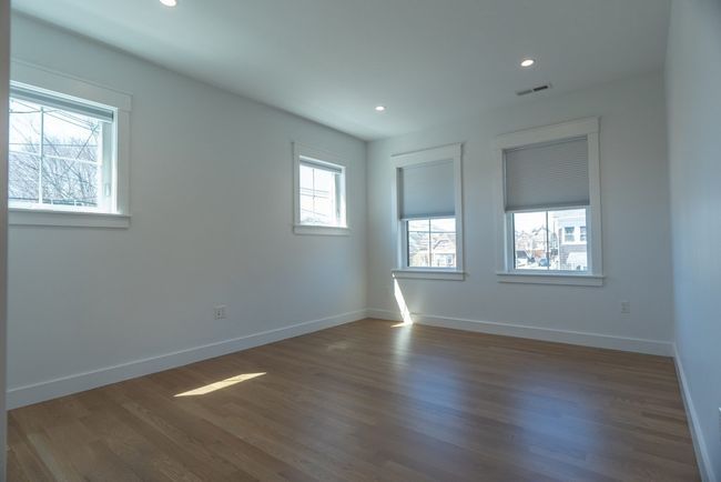 3 - 3 Potter St, Condo with 4 bedrooms, 5 bathrooms and 2 parking in Newton MA | Image 16