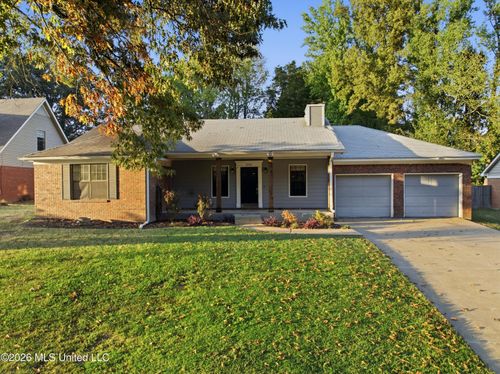 6530 Forest Grove Ln, Walls, MS, 38680-9510 | Card Image