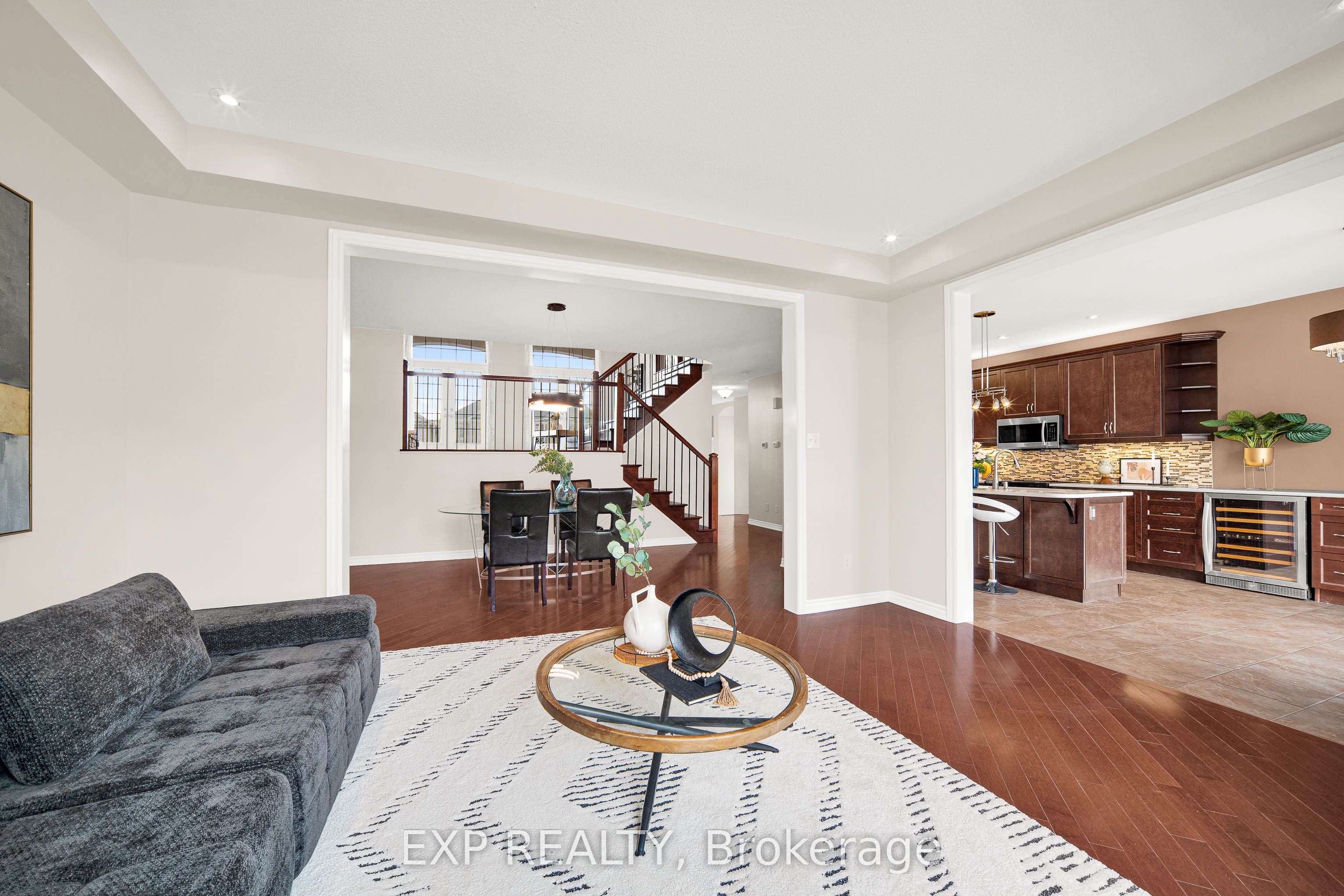Residential in Barrhaven 5