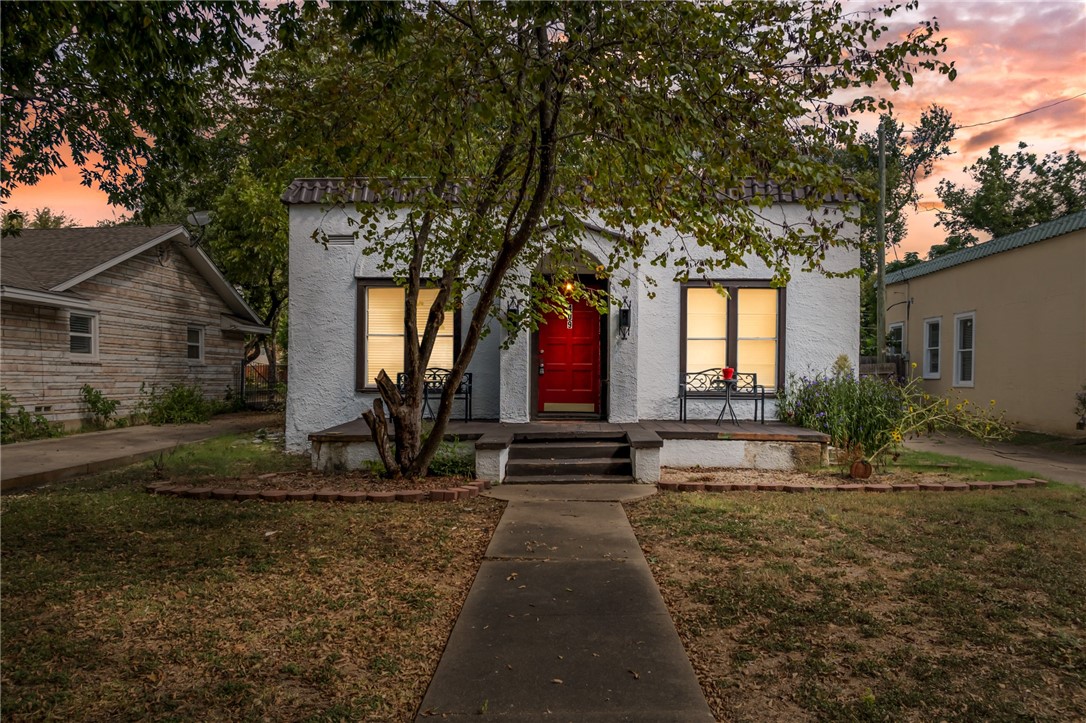 Craig St, Hillsboro, TX 76645