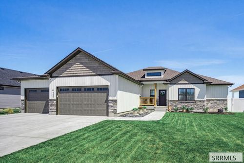 902 Jack Ln, Idaho Falls, ID, 83402-6014 | Card Image