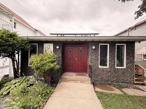 328 Crown Avenue, Scranton, PA, 18505 | Card Image