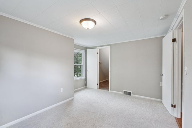 29-web-or-mls-Lombardy Ln-S0107-029.jpg | Image 19