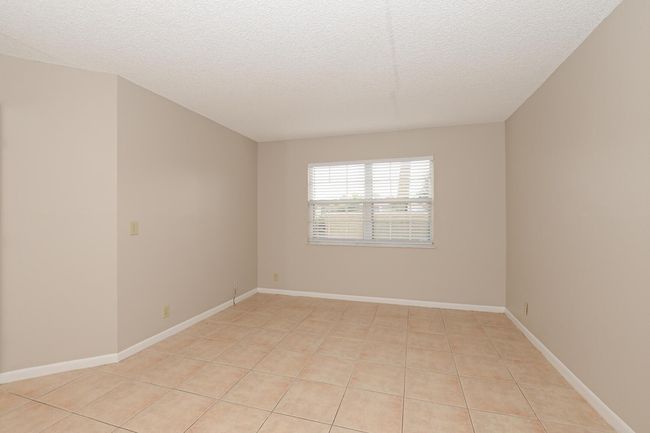103 - 1540 Se Royal Green Cir, Condo with 2 bedrooms, 2 bathrooms and null parking in Port St. Lucie FL | Image 10