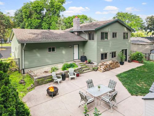 13405 Walnut Dr, Burnsville, MN, 55337-4129 | Card Image