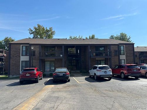 unit-9-4248 Kay Ln, Saint Louis, MO, 63123-7505 | Card Image