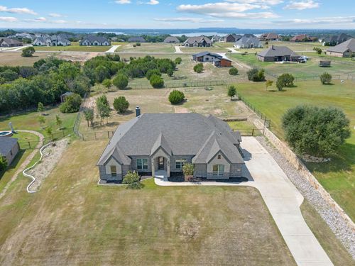 337 Kenyon Ct, Granbury, TX, 76049-1347 | Card Image