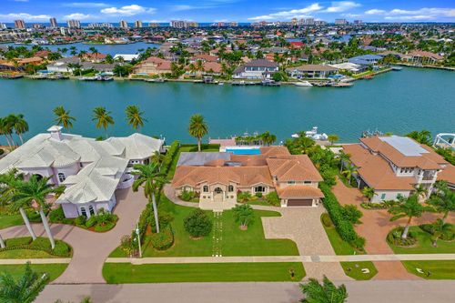 850 W Copeland Dr, MARCO ISLAND, FL, 34145-6635 | Card Image