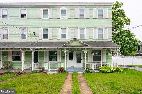 309 N 5th Ave, ROYERSFORD, PA, 19468-2008 | Card Image