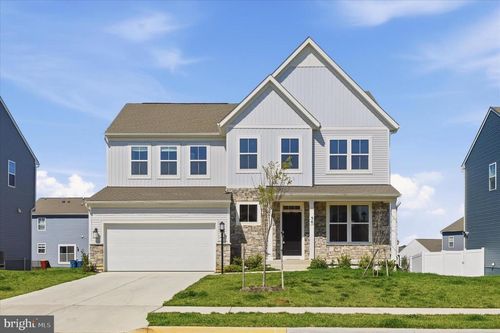 50 Feldberg Dr, CHARLES TOWN, WV, 25414-6059 | Card Image