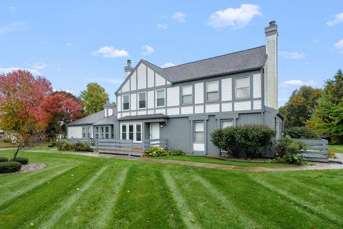 5570 Grand Traverse Ln, Portage, MI, 49024-1274 | Card Image