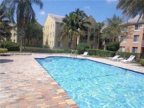 apt-207-720 Sw 111th Ave, Pembroke Pines, FL, 33025-7100 | Card Image