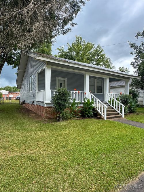 112 Freeman Ave, Tallassee, AL, 36078-2022 | Card Image