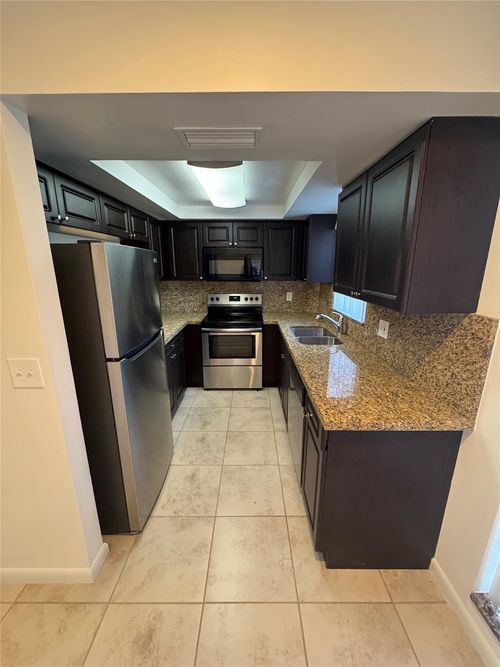 3331-3331 Nw 101st Ave, Coral Springs, FL, 33065-3925 | Card Image