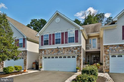 28 Sutton Ct, Pennington, NJ, 08534-5147 | Card Image
