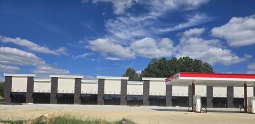 1-6100 Horn Lake Rd, Horn Lake, MS, 38637-2934 | Card Image