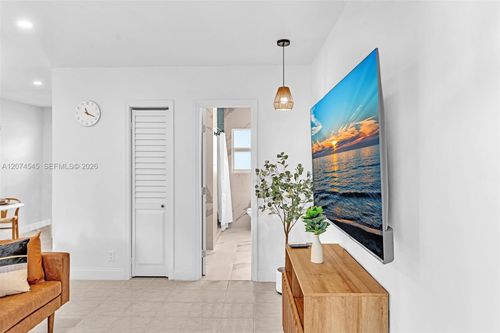 5-1941 Washington Street, Hollywood, FL, 33020 | Card Image