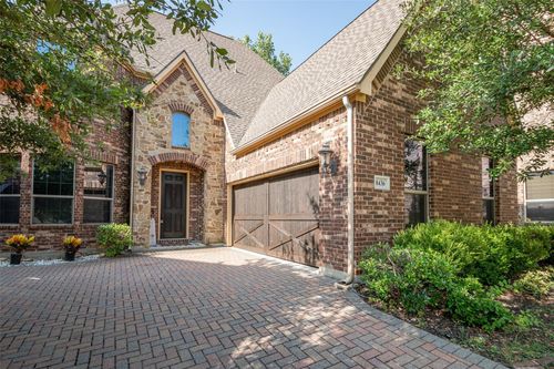 8436 Town Walk Dr, North Richland Hills, TX, 76182-4100 | Card Image