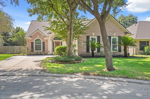 9507 Pecan Glen Ct, Houston, TX, 77040-7637 | Card Image