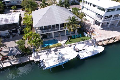 112 Leoni Dr, Islamorada, FL, 33036-3316 | Card Image