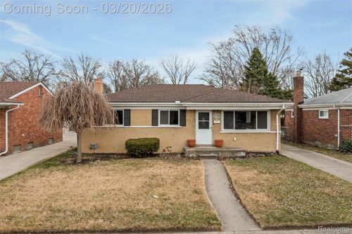 27756 Palmer Blvd, Madison Heights, MI, 48071-4516 | Card Image