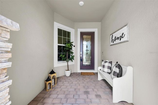 Entryway | Image 12