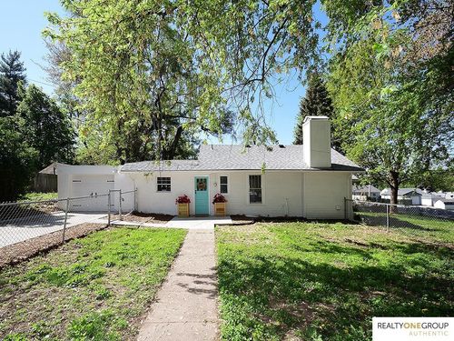 1721 N 66th St, Omaha, NE, 68104-4670 | Card Image