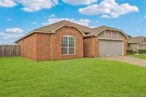 4114 S 181st East Ave, Tulsa, OK, 74134-7453 | Card Image