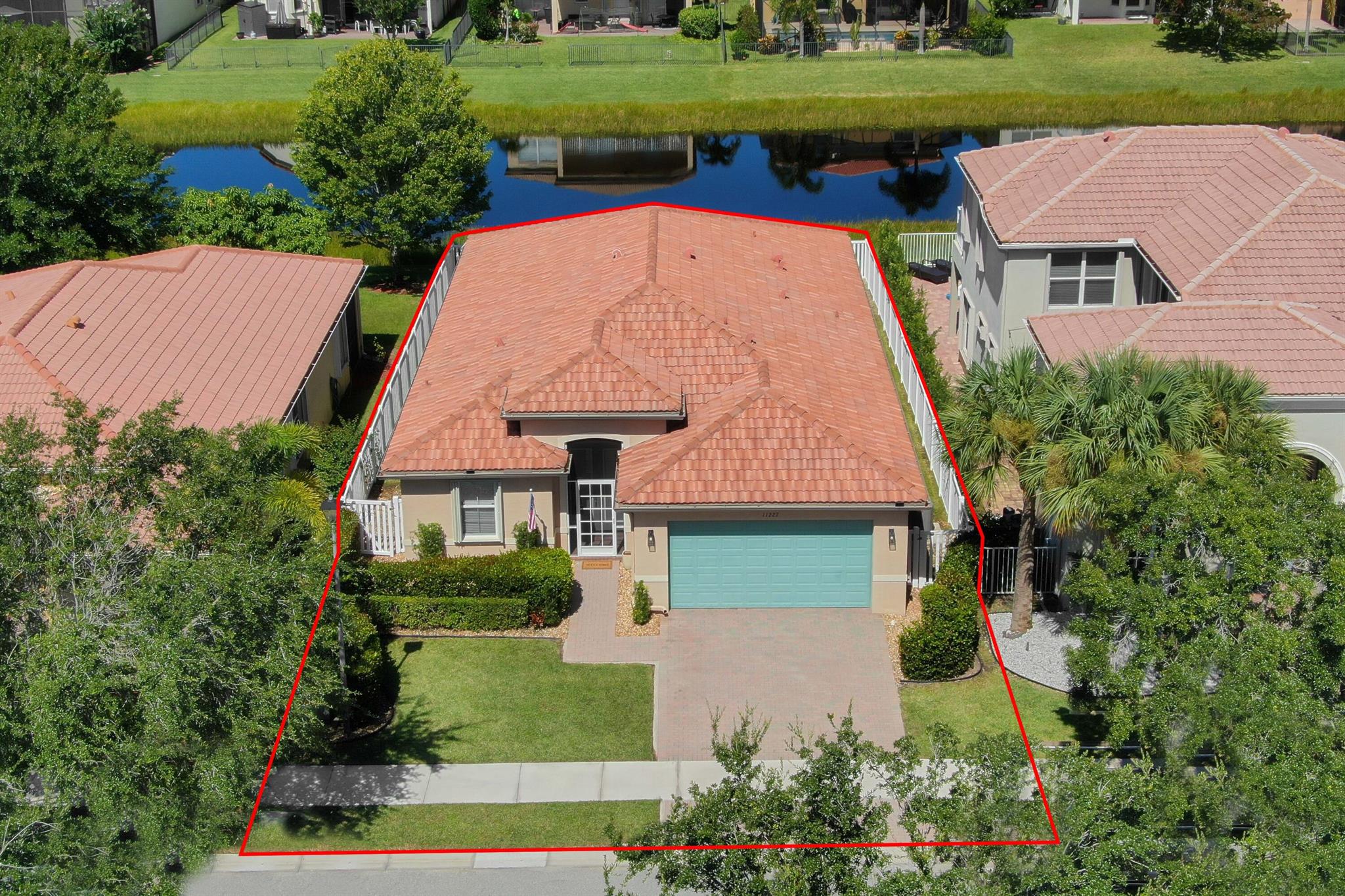 Kingslake Cir, Port Street Lucie, FL 34987