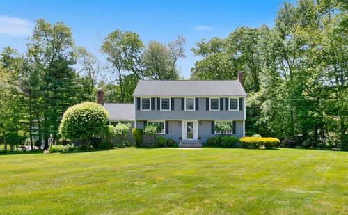 33 Kathleen Dr, Andover, MA, 01810-1912 | Card Image
