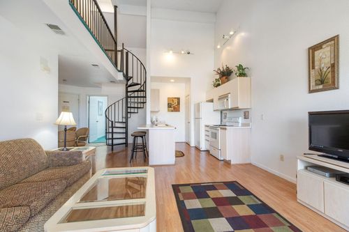 i-11-815 Holiday Ridge, Branson, MO, 65616 | Card Image