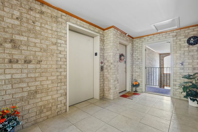 UNIT-3SW - 8000 W 84 Th Pl, Condo with 2 bedrooms, 2 bathrooms and 1 parking in Justice IL | Image 16