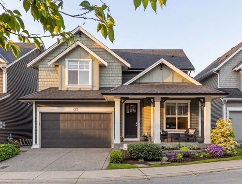 33-7891 211 St, Langley, BC, V2Y0L5 | Card Image