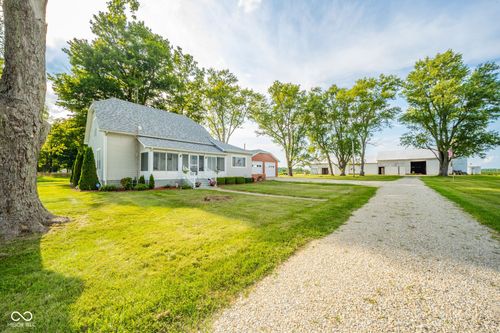 5834 E County Road 400 N, Mooreland, IN, 47360-9763 | Card Image