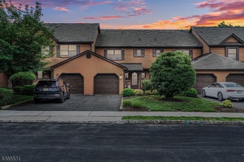 11 Manor Dr, Hillsborough, NJ, 08844-1418 | Card Image