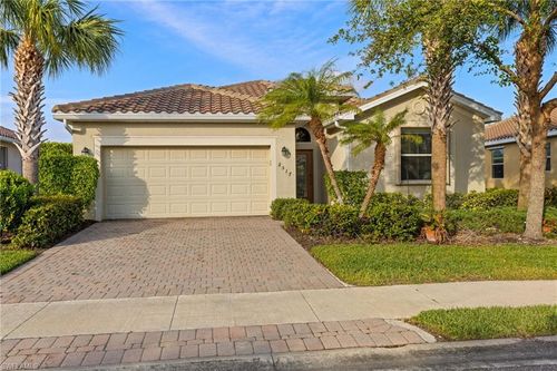 2517 Laurentina Ln, CAPE CORAL, FL, 33909-5281 | Card Image