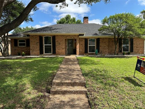 2413 Acacia St, Richardson, TX, 75082-3319 | Card Image