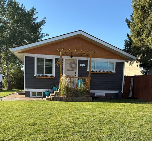3201 Burlington St, Butte, MT, 59701-4413 | Card Image