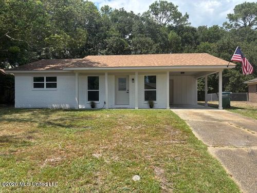 4219 Martha Ct, Pascagoula, MS, 39581-2920 | Card Image