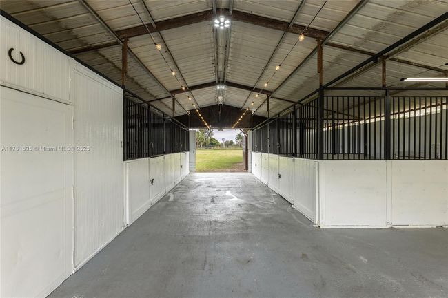 1970 Sw 115 Th Ave, House other with 4 bedrooms, 3 bathrooms and null parking in Davie FL | Image 7