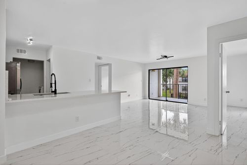 apt-726-560 S Park Rd, Hollywood, FL, 33021-8513 | Card Image