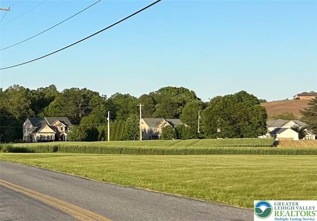 Local neighborhood | Image 7