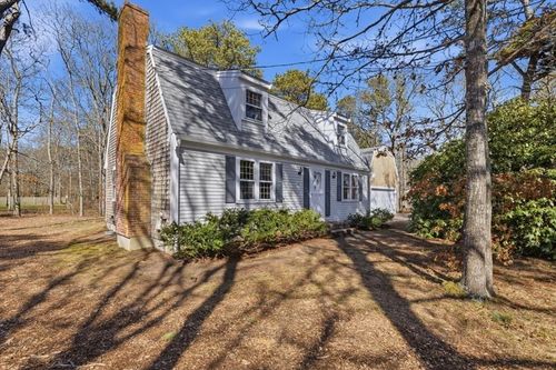 46 Trout Pond Ln, Brewster, MA, 02631-2467 | Card Image